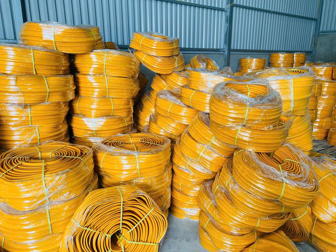băng cản nước pvc v200